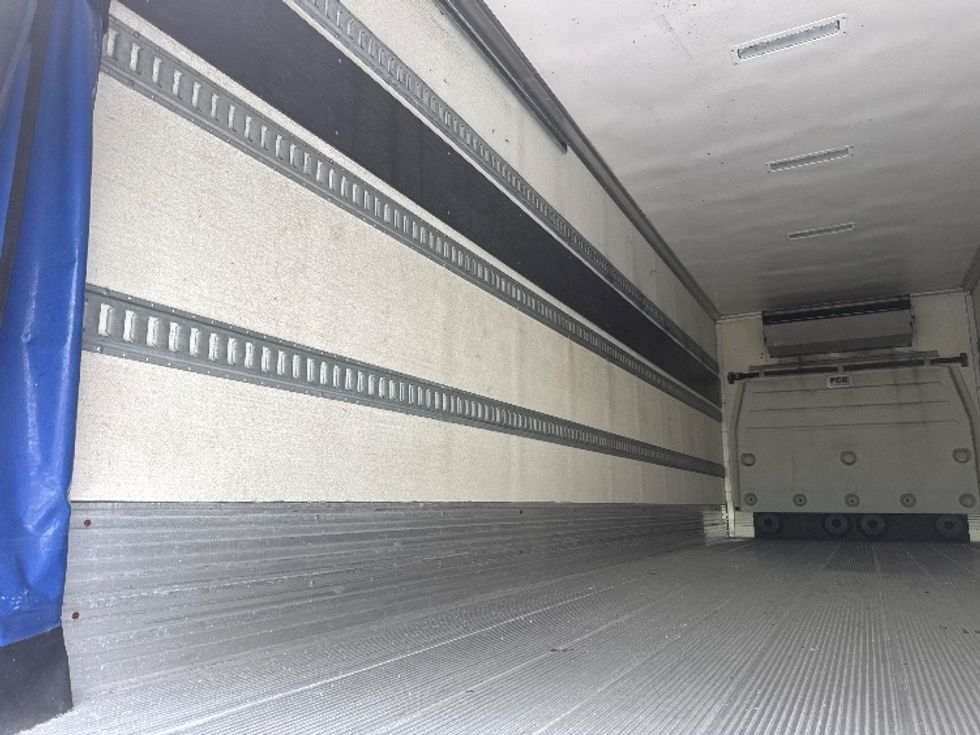 Refrigerated Truck-Light and Medium Duty Trucks-Freightliner-2020-M2-Jessup-MD-340,352\n\t\tmiles-$ 26,750 - Image 10
