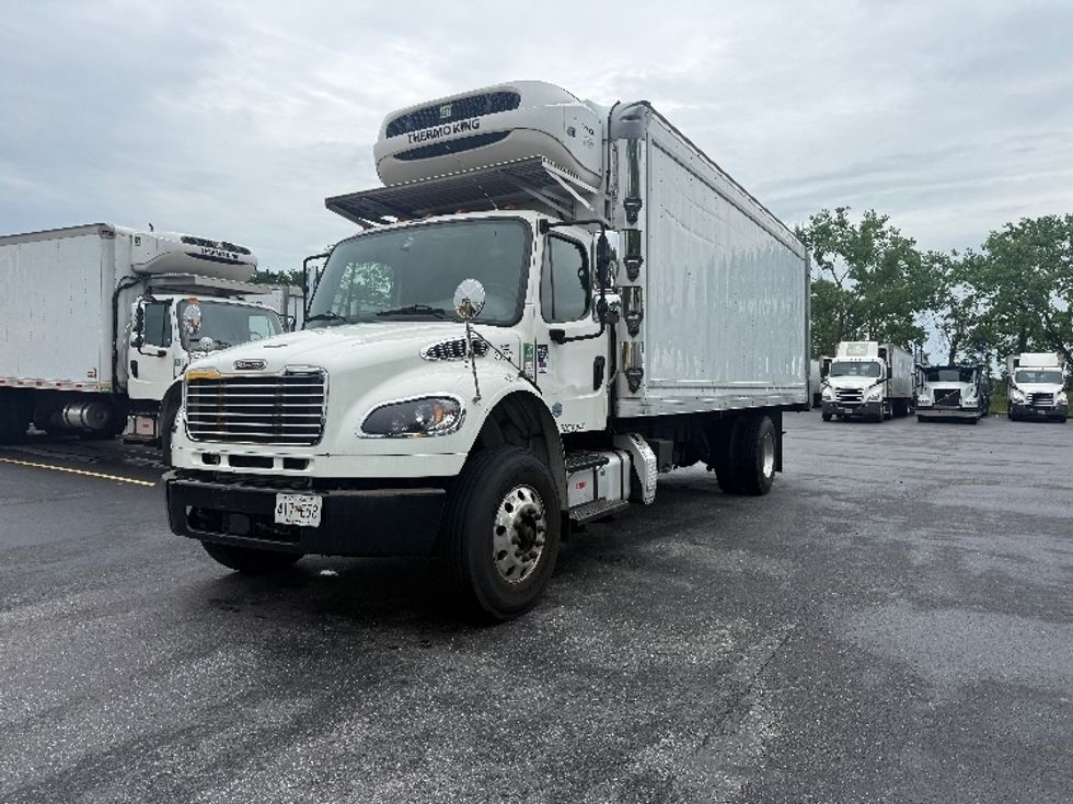 Refrigerated Truck-Light and Medium Duty Trucks-Freightliner-2020-M2-Jessup-MD-340,352\n\t\tmiles-$ 26,750 - Image 3