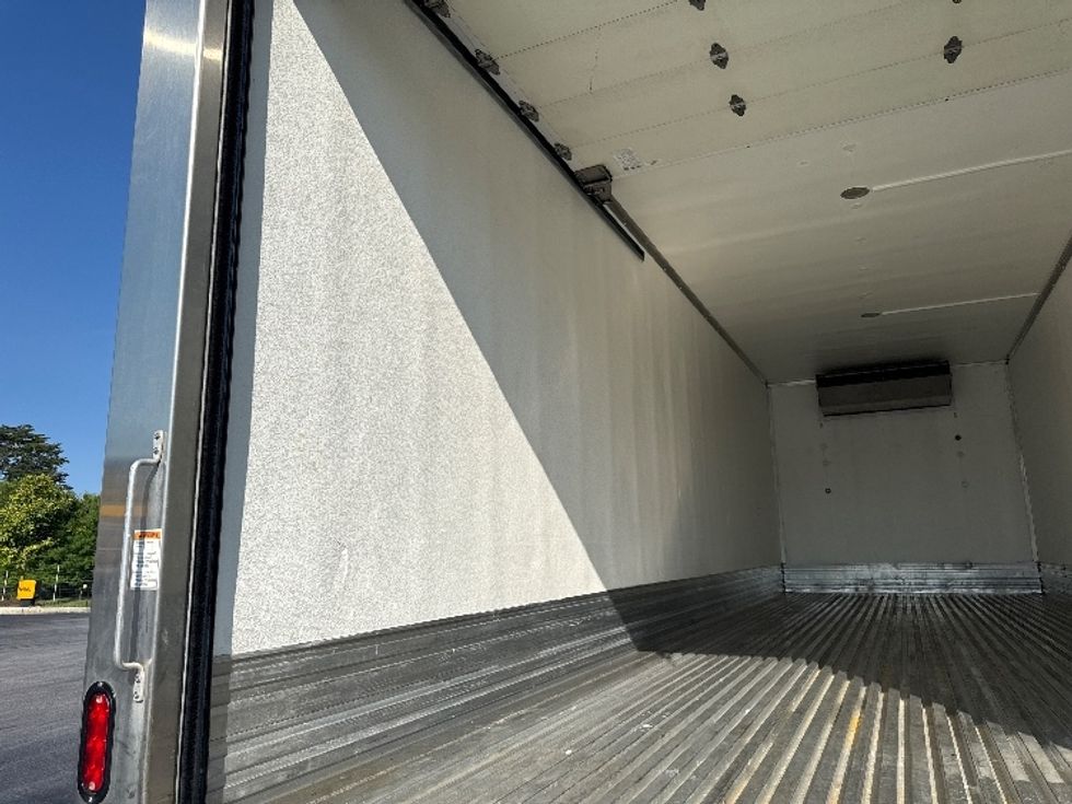 Refrigerated Truck-Light and Medium Duty Trucks-Freightliner-2020-M2-Jessup-MD-37,581\n\t\tmiles-$ 65,250 - Image 10
