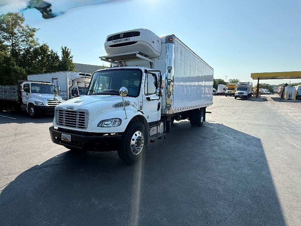 Refrigerated Truck-Light and Medium Duty Trucks-Freightliner-2020-M2-Jessup-MD-37,581\n\t\tmiles-$ 65,250 - Image 2