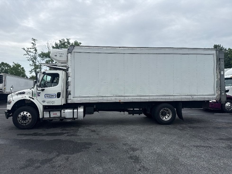Refrigerated Truck-Light and Medium Duty Trucks-Freightliner-2020-M2-Jessup-MD-393,789\n\t\tmiles-$ 21,750 - Image 4