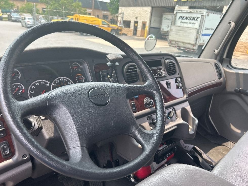 Refrigerated Truck-Light and Medium Duty Trucks-Freightliner-2020-M2-Jessup-MD-42,508\n\t\tmiles-$ 64,750 - Image 17