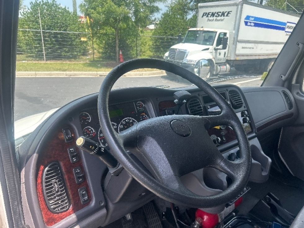 Refrigerated Truck-Light and Medium Duty Trucks-Freightliner-2020-M2-Jessup-MD-64,366\n\t\tmiles-$ 55,250 - Image 17