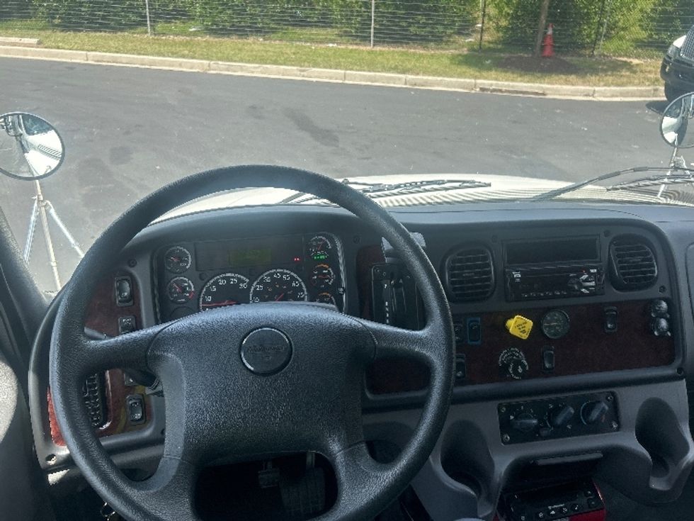 Refrigerated Truck-Light and Medium Duty Trucks-Freightliner-2020-M2-Jessup-MD-64,366\n\t\tmiles-$ 55,250 - Image 18
