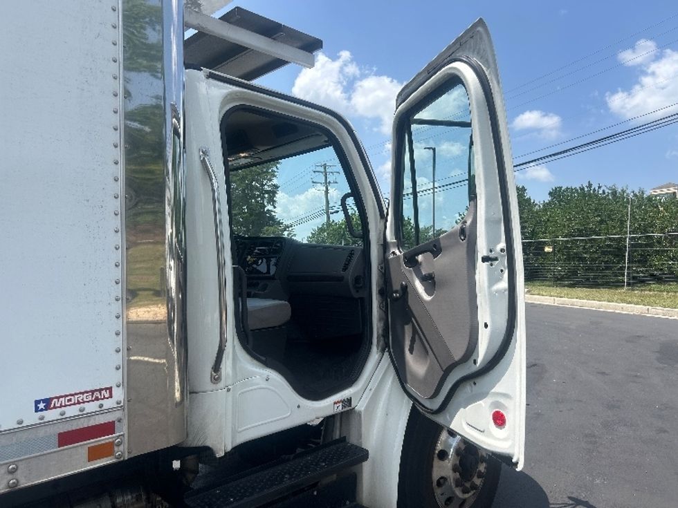 Refrigerated Truck-Light and Medium Duty Trucks-Freightliner-2020-M2-Jessup-MD-64,366\n\t\tmiles-$ 55,250 - Image 20
