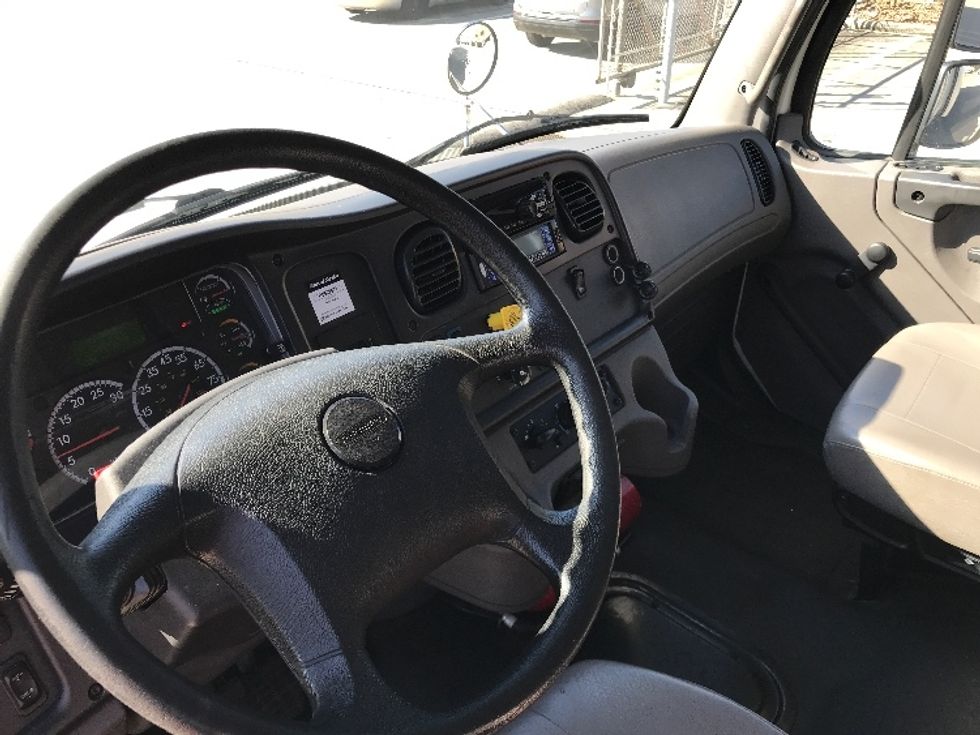 Refrigerated Truck-Light and Medium Duty Trucks-Freightliner-2020-M2-Katy-TX-122,951\n\t\tmiles-$ 83,250 - Image 17