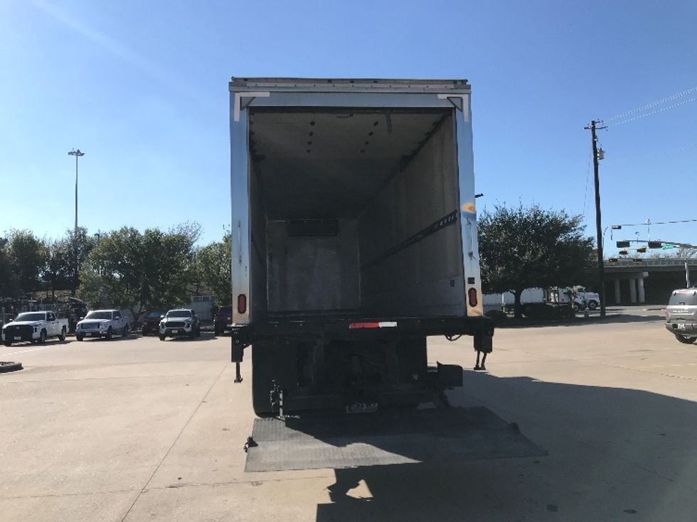 Refrigerated Truck-Light and Medium Duty Trucks-Freightliner-2020-M2-Katy-TX-122,951\n\t\tmiles-$ 83,250 - Image 9