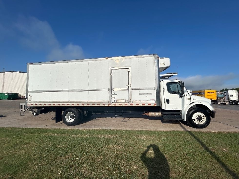 Refrigerated Truck-Light and Medium Duty Trucks-Freightliner-2020-M2-Katy-TX-169,158\n\t\tmiles-$ 67,000 - Image 15