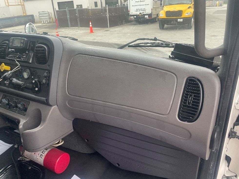 2020 Freightliner M2 106 Medium Duty photo 15