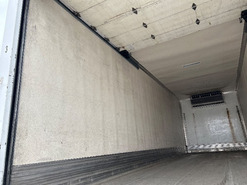 Refrigerated Truck-Light and Medium Duty Trucks-Freightliner-2020-M2-Katy-TX-288,320\n\t\tmiles-$ 30,750 - Image 11