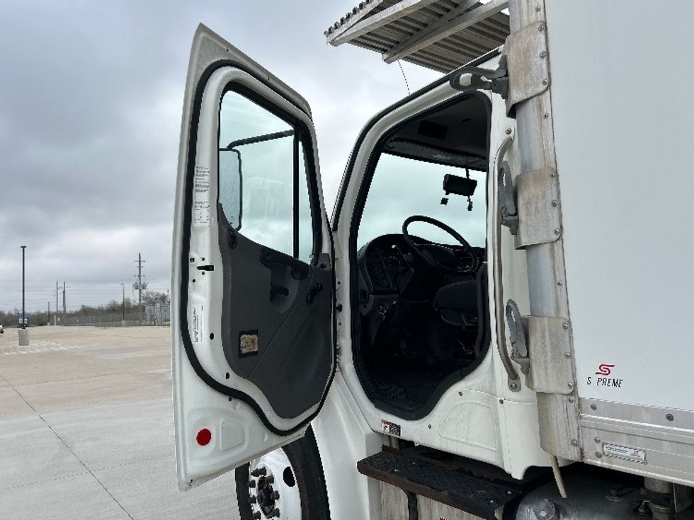 Refrigerated Truck-Light and Medium Duty Trucks-Freightliner-2020-M2-Katy-TX-288,320\n\t\tmiles-$ 30,750 - Image 16