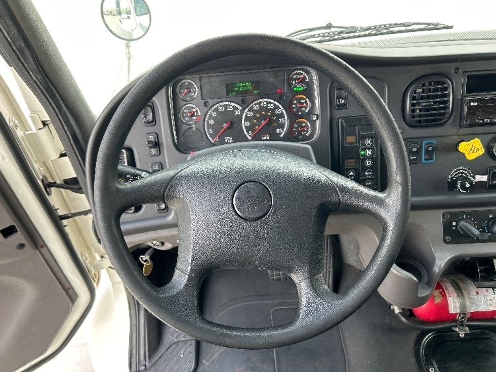 Refrigerated Truck-Light and Medium Duty Trucks-Freightliner-2020-M2-Katy-TX-288,320\n\t\tmiles-$ 30,750 - Image 18