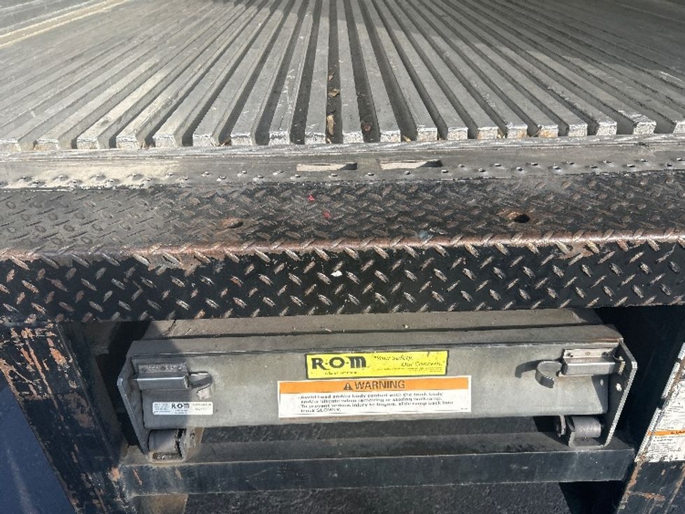 Refrigerated Truck-Light and Medium Duty Trucks-Freightliner-2020-M2-Kennesaw-GA-326,957\n\t\tmiles-$ 30,750 - Image 9