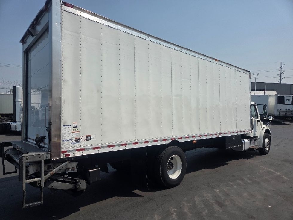 Refrigerated Truck-Light and Medium Duty Trucks-Freightliner-2020-M2-Kent-WA-175,585\n\t\tmiles-$ 62,750 - Image 13