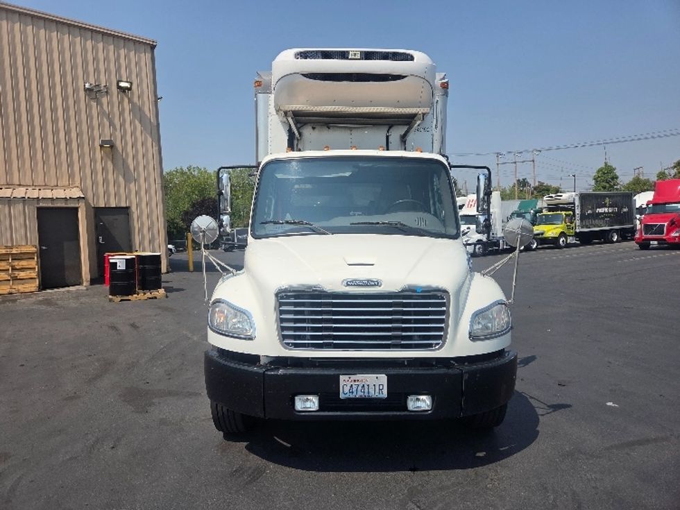 Refrigerated Truck-Light and Medium Duty Trucks-Freightliner-2020-M2-Kent-WA-175,585\n\t\tmiles-$ 62,750 - Image 2