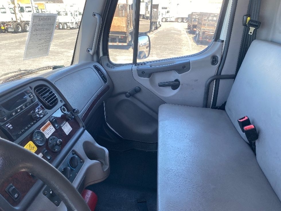 Refrigerated Truck-Light and Medium Duty Trucks-Freightliner-2020-M2-La Mirada-CA-57,415\n\t\tmiles-$ 70,250 - Image 19