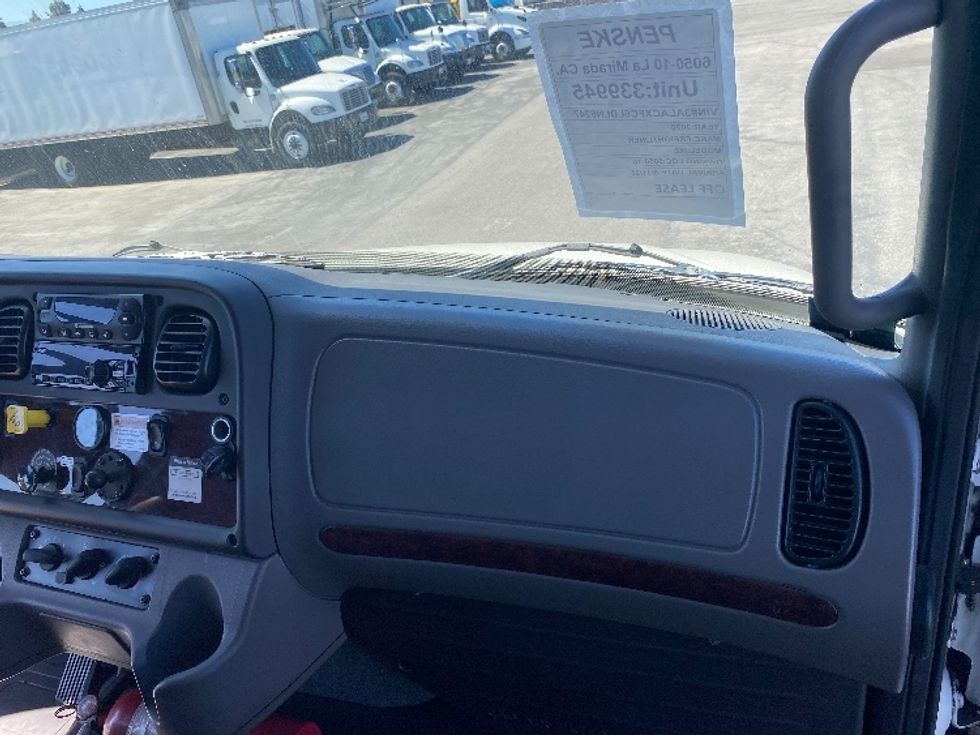 Refrigerated Truck-Light and Medium Duty Trucks-Freightliner-2020-M2-La Mirada-CA-57,415\n\t\tmiles-$ 70,250 - Image 21