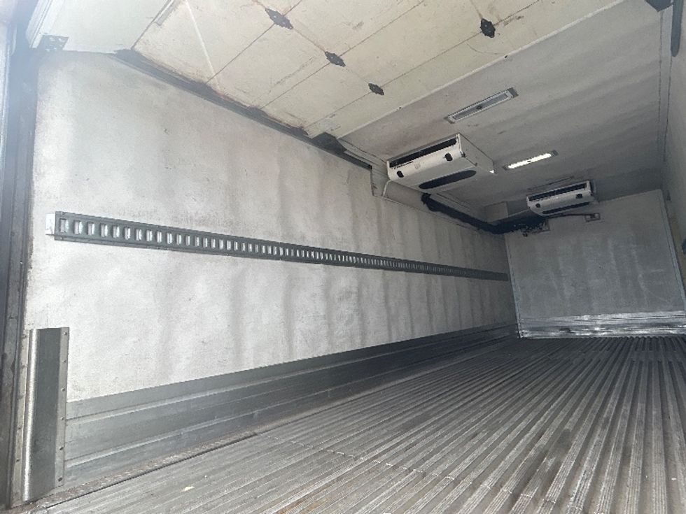 Refrigerated Truck-Light and Medium Duty Trucks-Freightliner-2020-M2-La Porte-IN-188,572\n\t\tmiles-$ 40,500 - Image 11