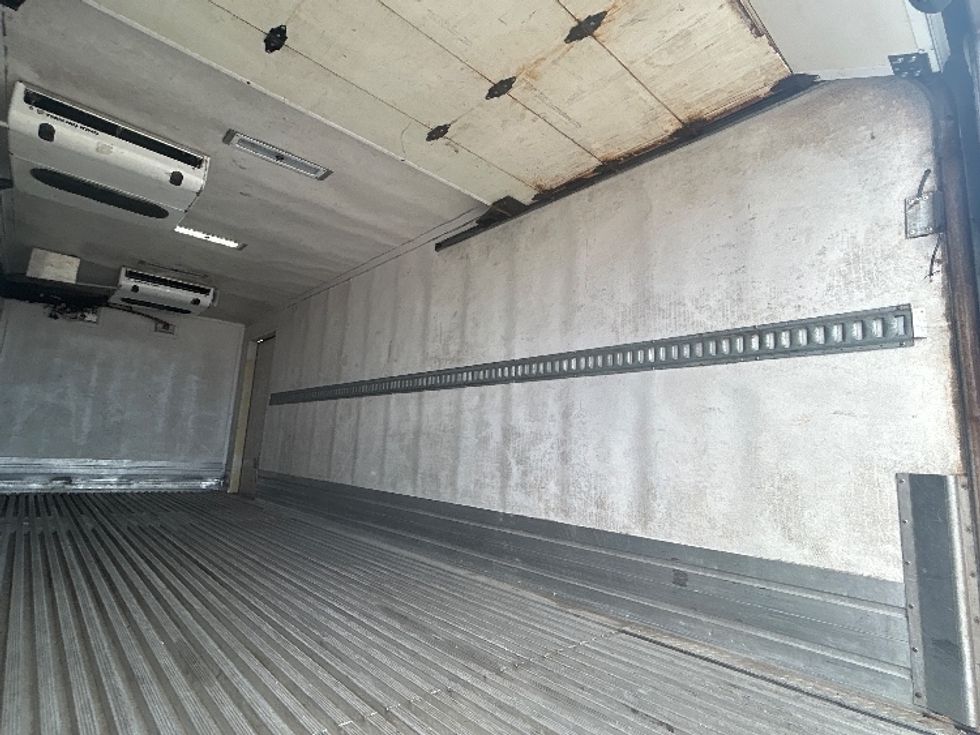 Refrigerated Truck-Light and Medium Duty Trucks-Freightliner-2020-M2-La Porte-IN-188,572\n\t\tmiles-$ 40,500 - Image 12