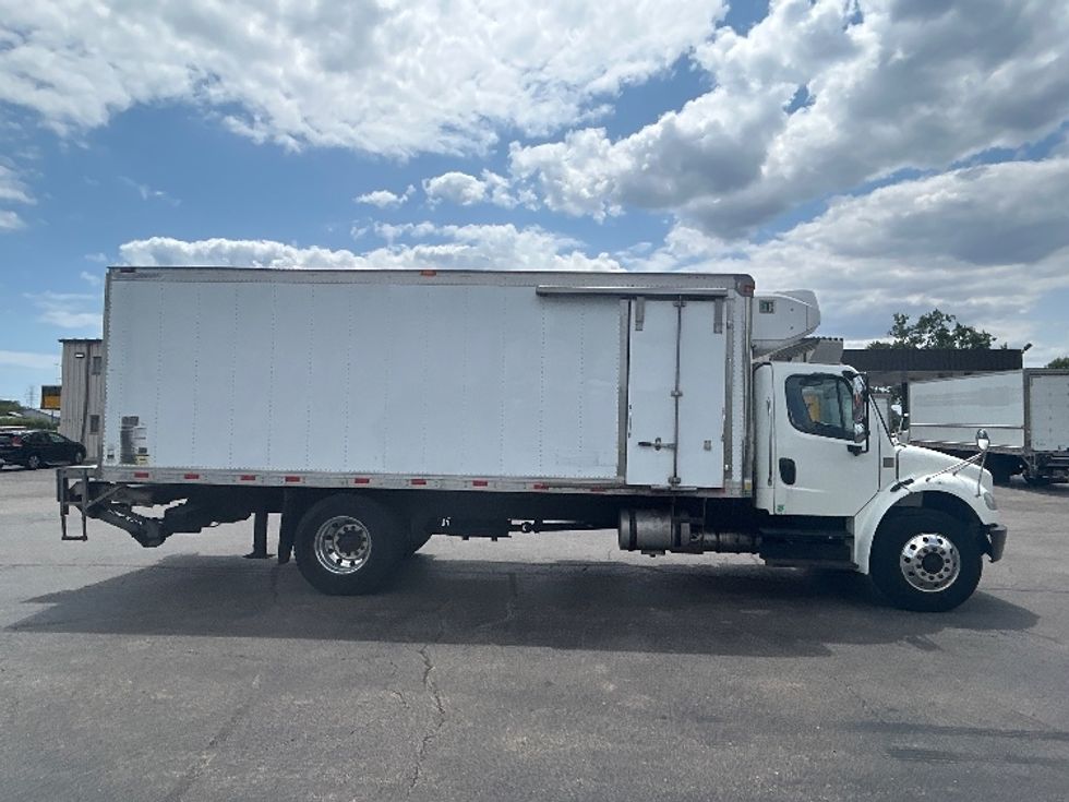 Refrigerated Truck-Light and Medium Duty Trucks-Freightliner-2020-M2-La Porte-IN-188,572\n\t\tmiles-$ 40,500 - Image 15