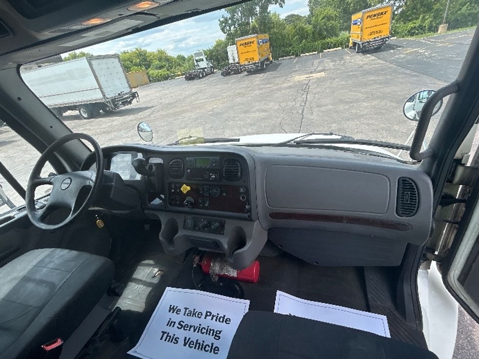 Refrigerated Truck-Light and Medium Duty Trucks-Freightliner-2020-M2-La Porte-IN-188,572\n\t\tmiles-$ 40,500 - Image 21