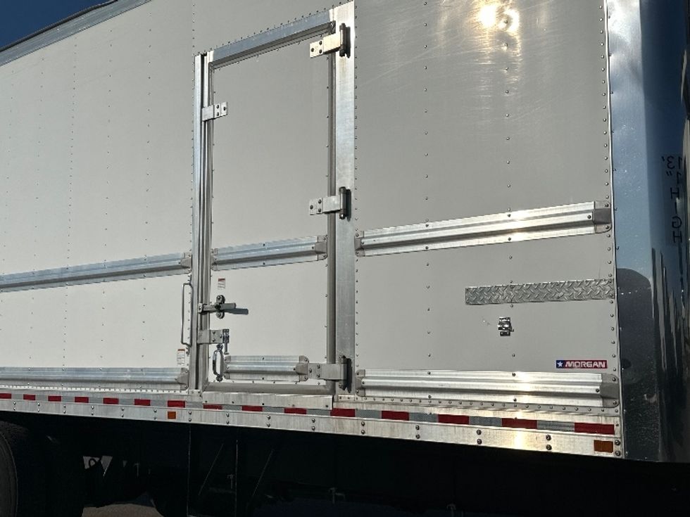 Refrigerated Truck-Light and Medium Duty Trucks-Freightliner-2020-M2-La Vergne-TN-245,756\n\t\tmiles-$ 66,500 - Image 27