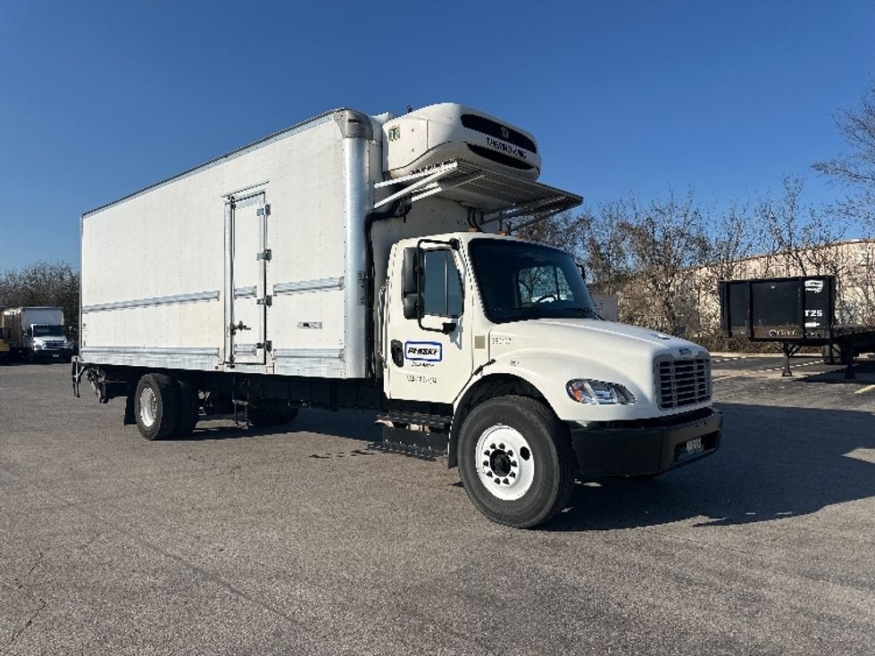 Refrigerated Truck-Light and Medium Duty Trucks-Freightliner-2020-M2-La Vergne-TN-262,927\n\t\tmiles-$ 64,750 - Image 1