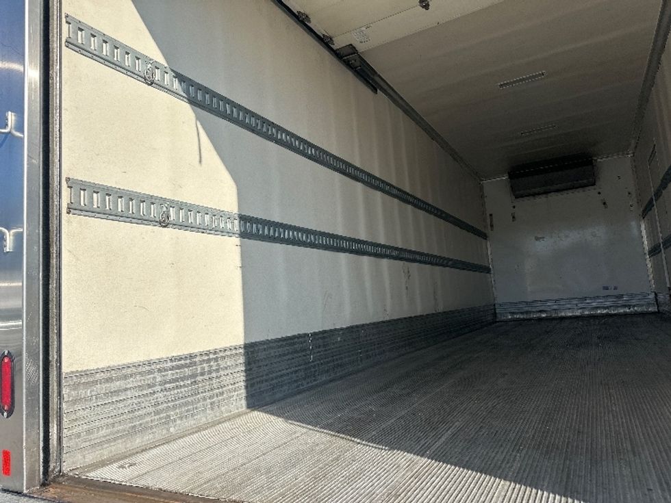 Refrigerated Truck-Light and Medium Duty Trucks-Freightliner-2020-M2-La Vergne-TN-262,927\n\t\tmiles-$ 64,750 - Image 11