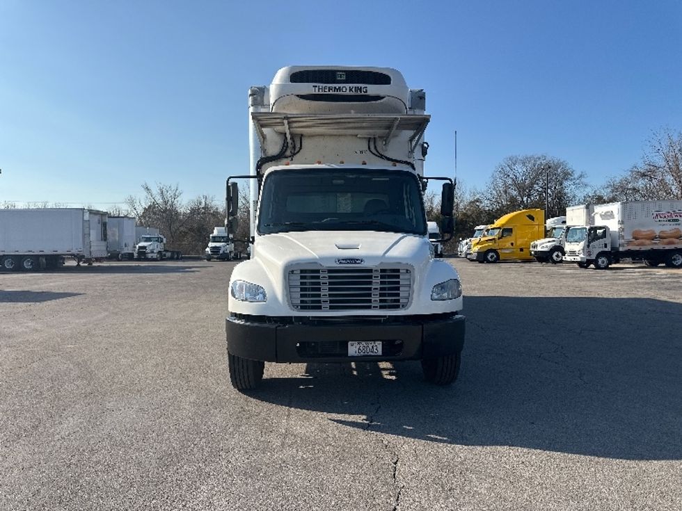 Refrigerated Truck-Light and Medium Duty Trucks-Freightliner-2020-M2-La Vergne-TN-262,927\n\t\tmiles-$ 64,750 - Image 2