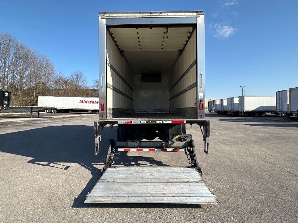 Refrigerated Truck-Light and Medium Duty Trucks-Freightliner-2020-M2-La Vergne-TN-262,927\n\t\tmiles-$ 64,750 - Image 9