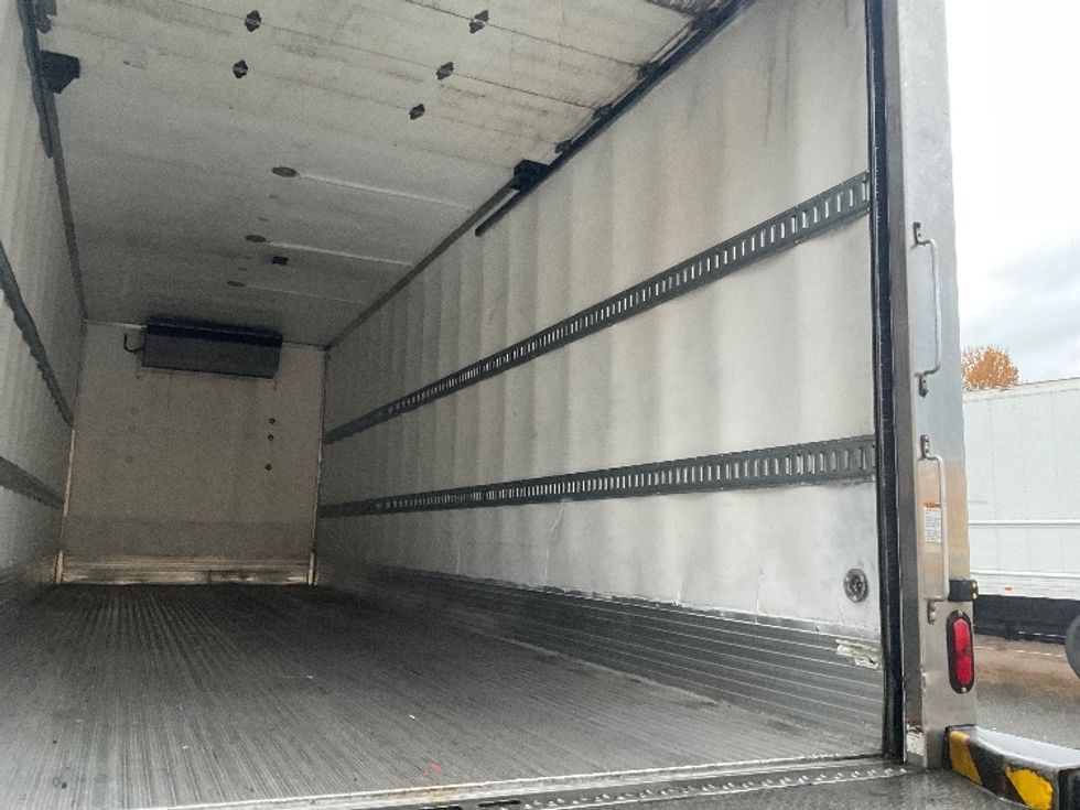 Refrigerated Truck-Light and Medium Duty Trucks-Freightliner-2020-M2-Lacey-WA-387,995\n\t\tmiles-$ 23,000 - Image 12