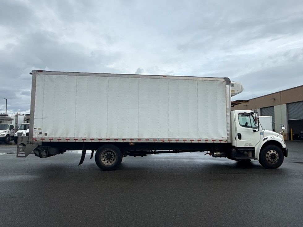 Refrigerated Truck-Light and Medium Duty Trucks-Freightliner-2020-M2-Lacey-WA-592,031\n\t\tmiles-$ 23,000 - Image 14