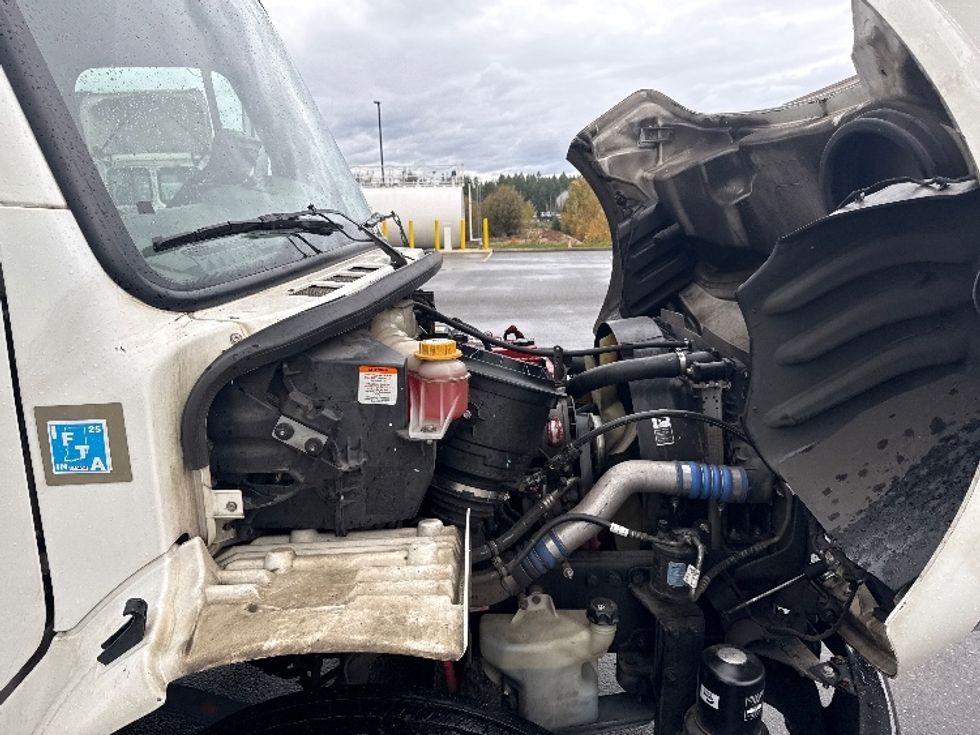 Refrigerated Truck-Light and Medium Duty Trucks-Freightliner-2020-M2-Lacey-WA-592,031\n\t\tmiles-$ 23,000 - Image 21