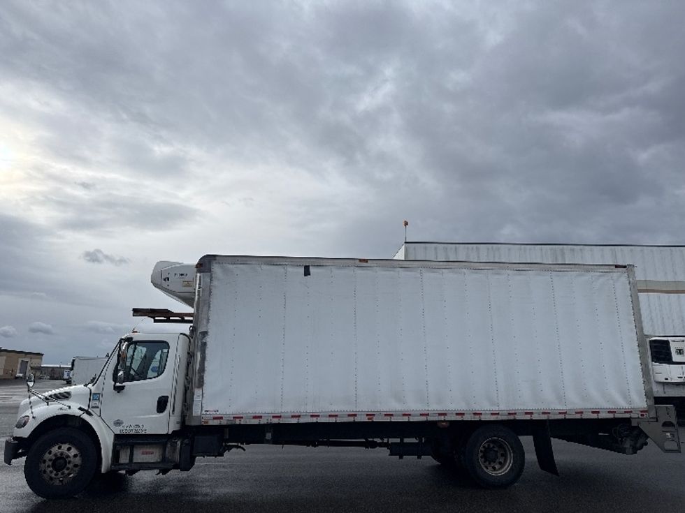 Refrigerated Truck-Light and Medium Duty Trucks-Freightliner-2020-M2-Lacey-WA-592,031\n\t\tmiles-$ 23,000 - Image 4