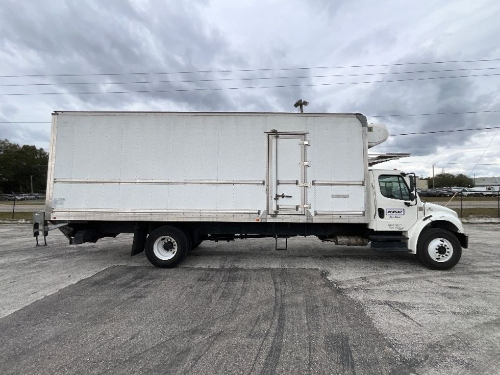 Refrigerated Truck-Light and Medium Duty Trucks-Freightliner-2020-M2-Lakeland-FL-198,256\n\t\tmiles-$ 47,750 - Image 15