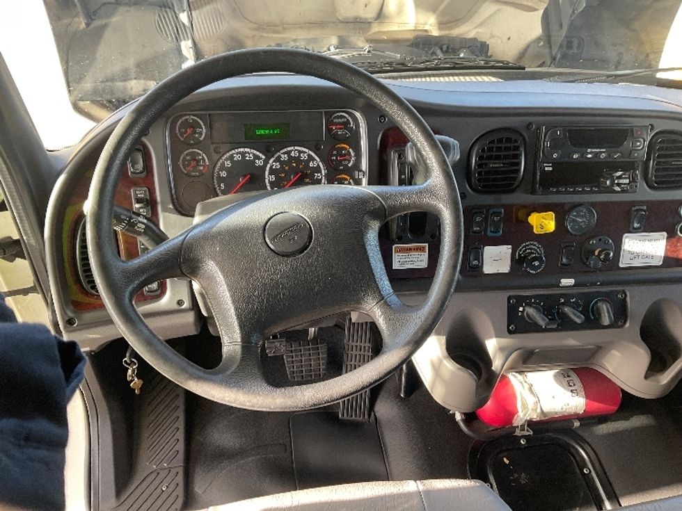 Refrigerated Truck-Light and Medium Duty Trucks-Freightliner-2020-M2-Lakeland-FL-198,256\n\t\tmiles-$ 47,750 - Image 20