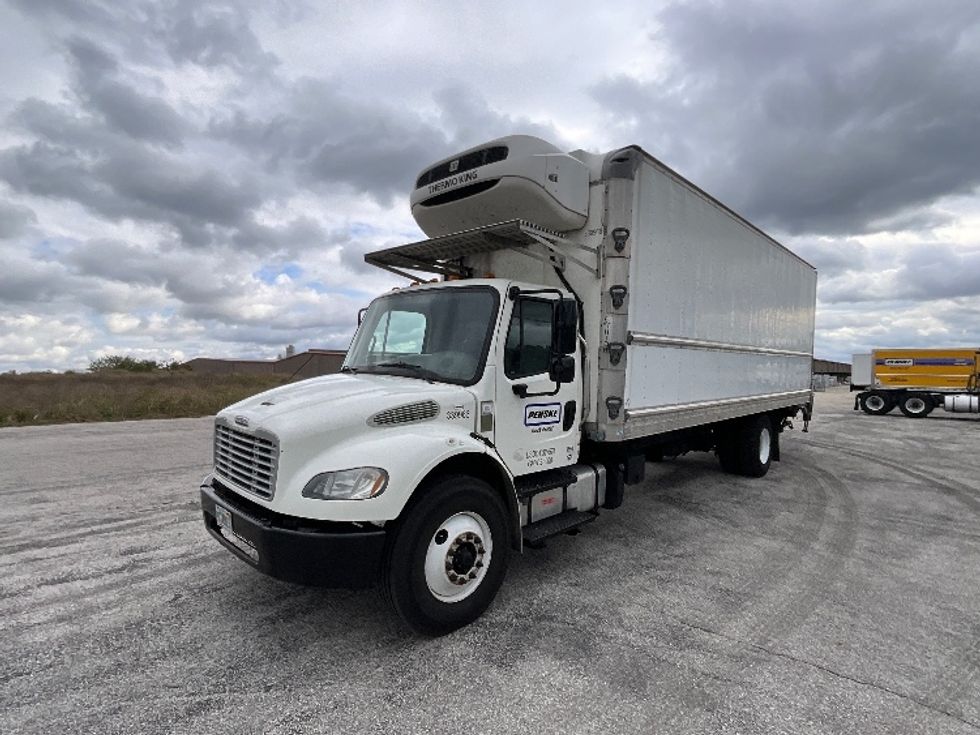 Refrigerated Truck-Light and Medium Duty Trucks-Freightliner-2020-M2-Lakeland-FL-198,256\n\t\tmiles-$ 47,750 - Image 3