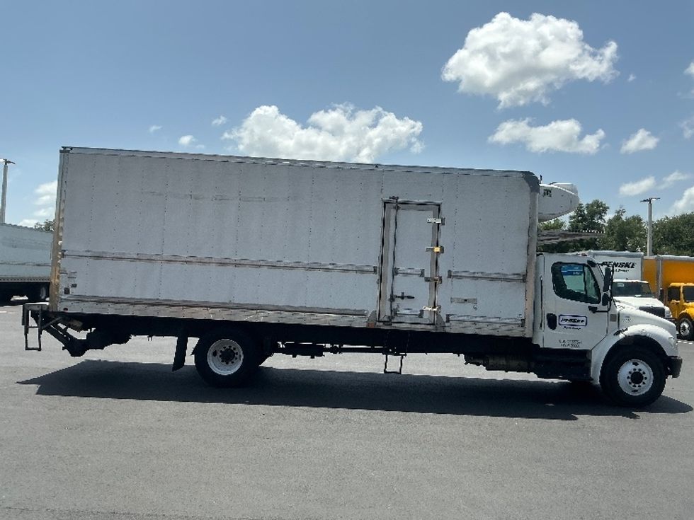Refrigerated Truck-Light and Medium Duty Trucks-Freightliner-2020-M2-Lakeland-FL-264,735\n\t\tmiles-$ 50,500 - Image 15