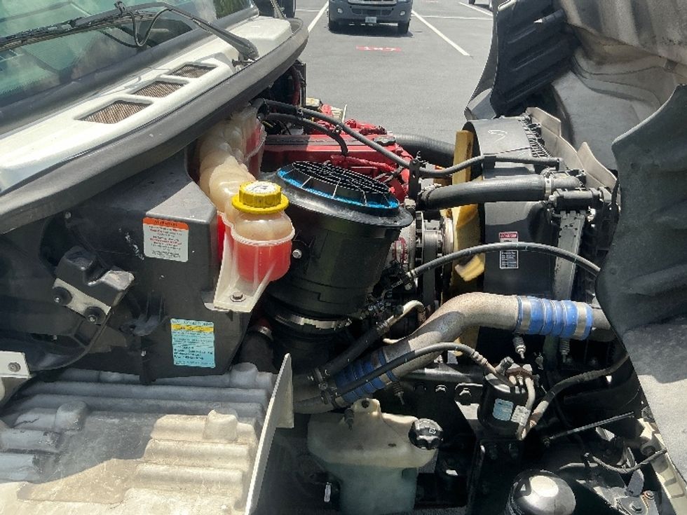 Refrigerated Truck-Light and Medium Duty Trucks-Freightliner-2020-M2-Lakeland-FL-264,735\n\t\tmiles-$ 50,500 - Image 23