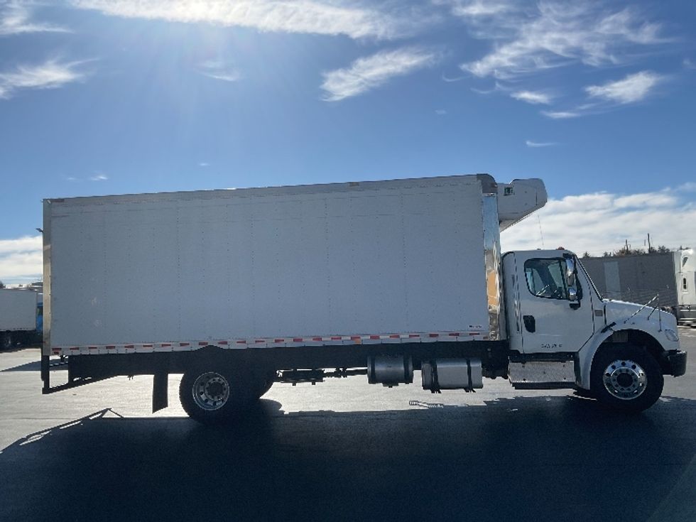 Refrigerated Truck-Light and Medium Duty Trucks-Freightliner-2020-M2-Lancaster-PA-281,026\n\t\tmiles-$ 31,500 - Image 15