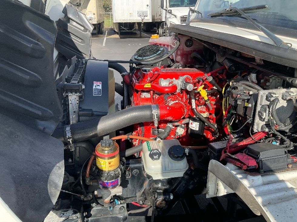 Refrigerated Truck-Light and Medium Duty Trucks-Freightliner-2020-M2-Lancaster-PA-299,817\n\t\tmiles-$ 28,500 - Image 24