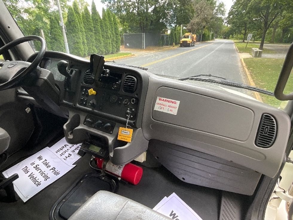 Refrigerated Truck-Light and Medium Duty Trucks-Freightliner-2020-M2-Lancaster-PA-304,130\n\t\tmiles-$ 28,000 - Image 21