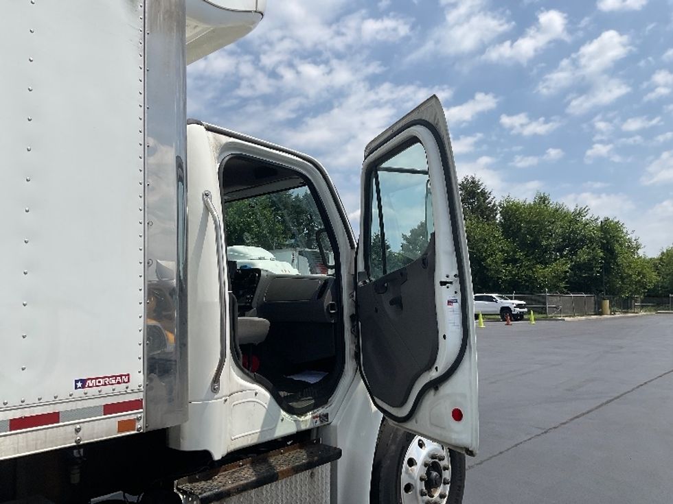 Refrigerated Truck-Light and Medium Duty Trucks-Freightliner-2020-M2-Lancaster-PA-310,499\n\t\tmiles-$ 27,250 - Image 20