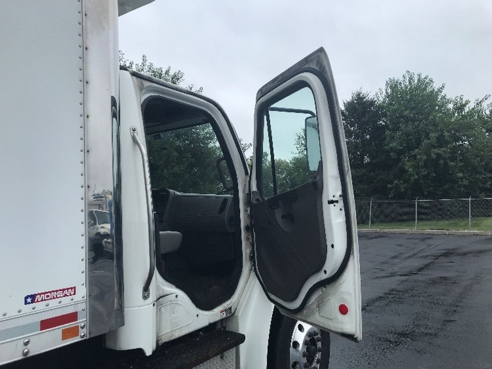 Refrigerated Truck-Light and Medium Duty Trucks-Freightliner-2020-M2-Lancaster-PA-311,125\n\t\tmiles-$ 24,250 - Image 20