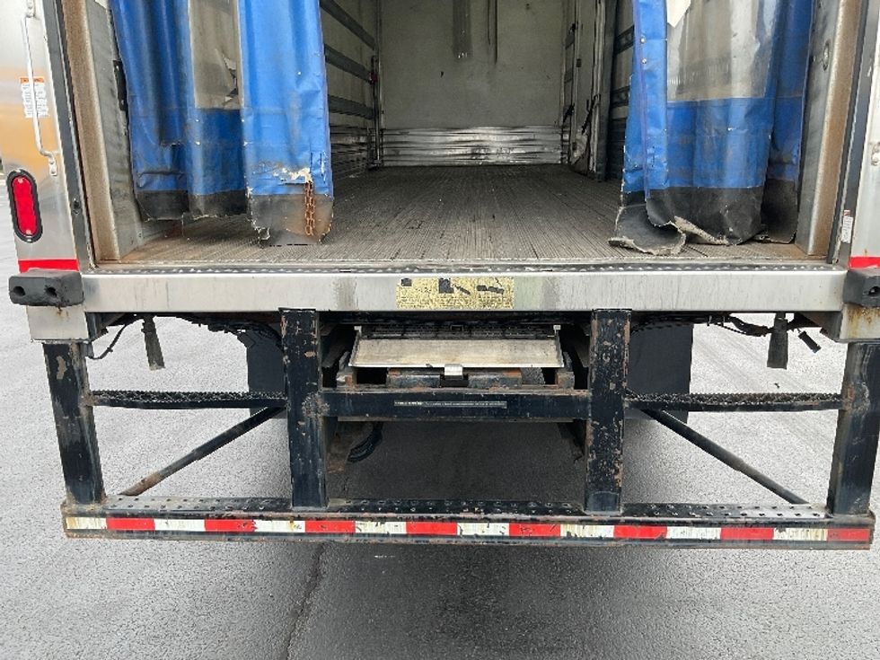 Refrigerated Truck-Light and Medium Duty Trucks-Freightliner-2020-M2-Lancaster-PA-313,627\n\t\tmiles-$ 26,500 - Image 10
