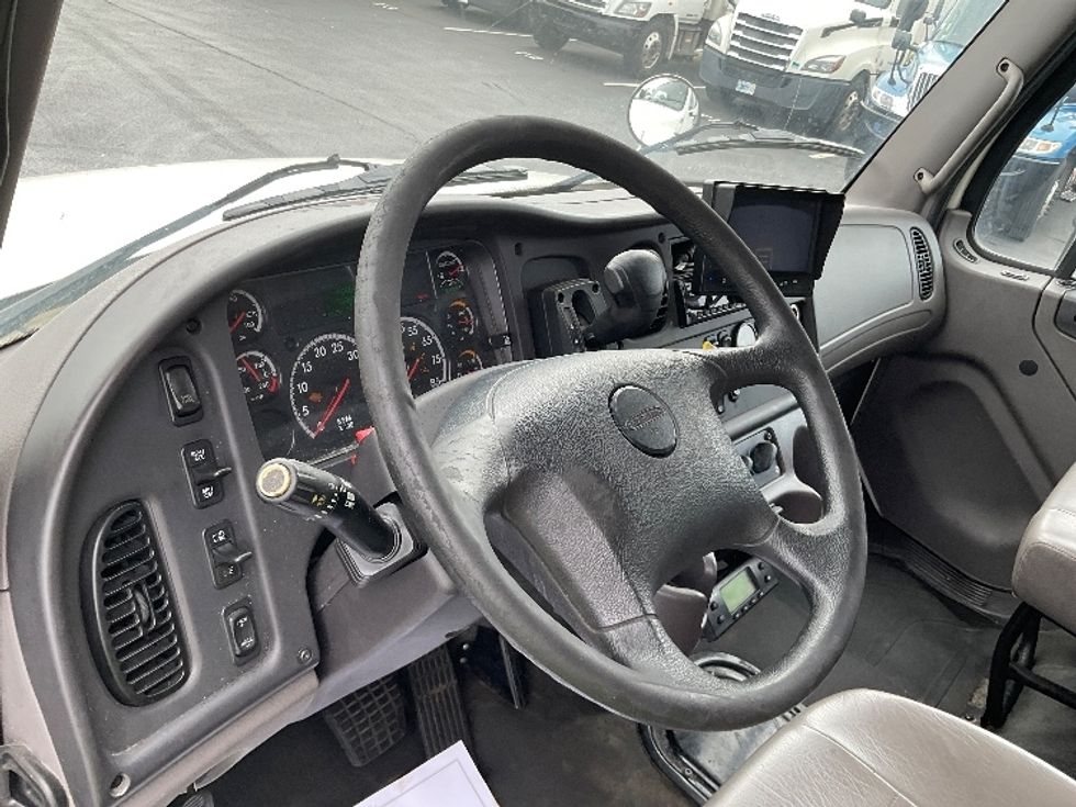 Refrigerated Truck-Light and Medium Duty Trucks-Freightliner-2020-M2-Lancaster-PA-313,627\n\t\tmiles-$ 26,500 - Image 17