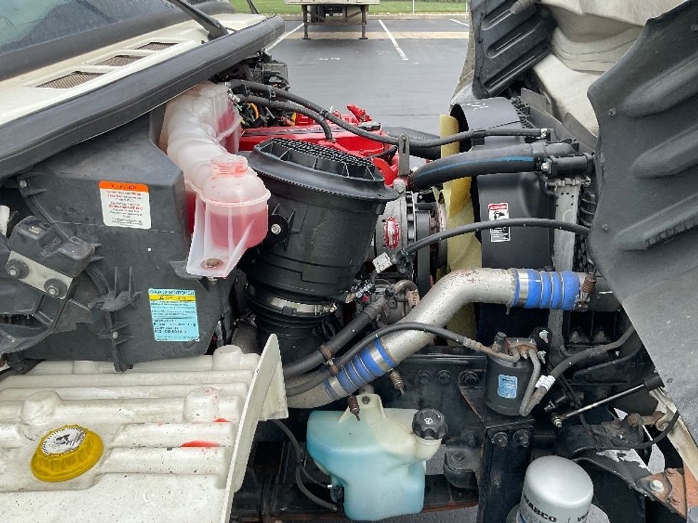 Refrigerated Truck-Light and Medium Duty Trucks-Freightliner-2020-M2-Lancaster-PA-313,627\n\t\tmiles-$ 26,500 - Image 23