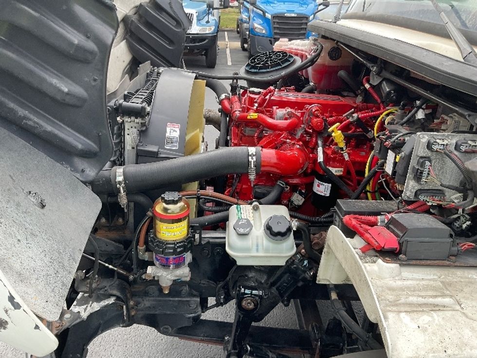 Refrigerated Truck-Light and Medium Duty Trucks-Freightliner-2020-M2-Lancaster-PA-313,627\n\t\tmiles-$ 26,500 - Image 24