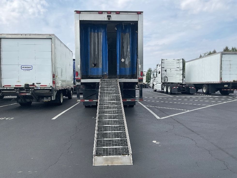 Refrigerated Truck-Light and Medium Duty Trucks-Freightliner-2020-M2-Lancaster-PA-313,627\n\t\tmiles-$ 26,500 - Image 9