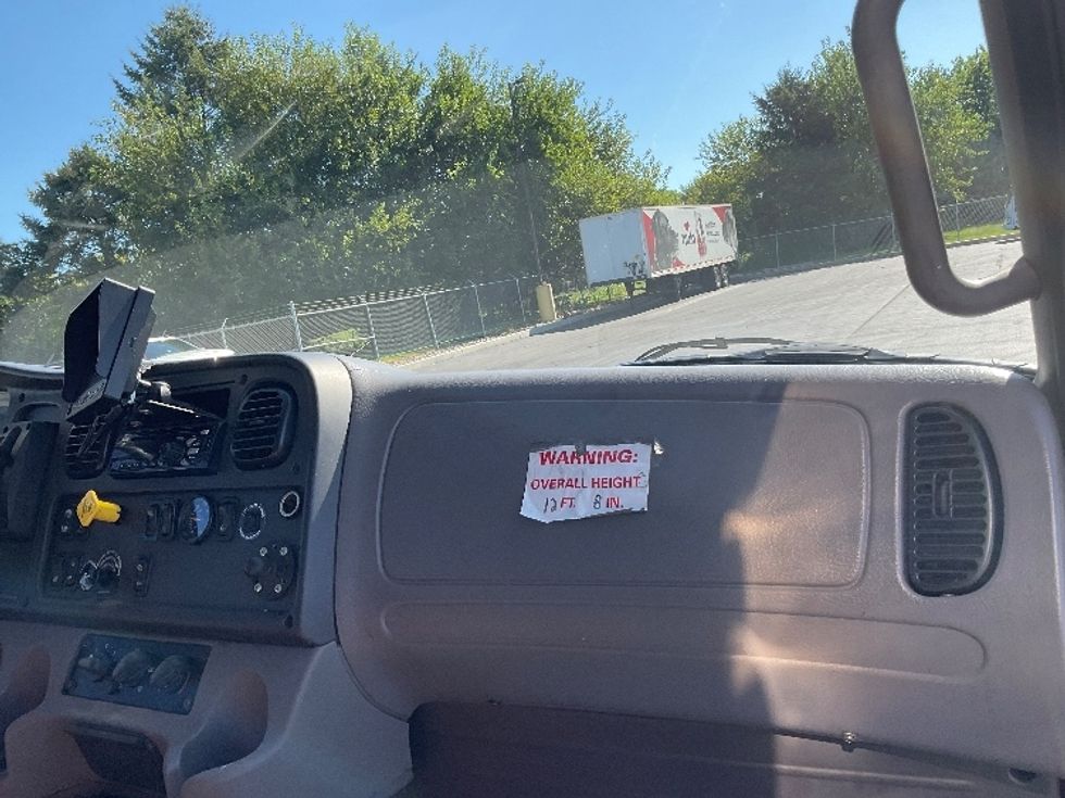 Refrigerated Truck-Light and Medium Duty Trucks-Freightliner-2020-M2-Lancaster-PA-327,153\n\t\tmiles-$ 23,000 - Image 21